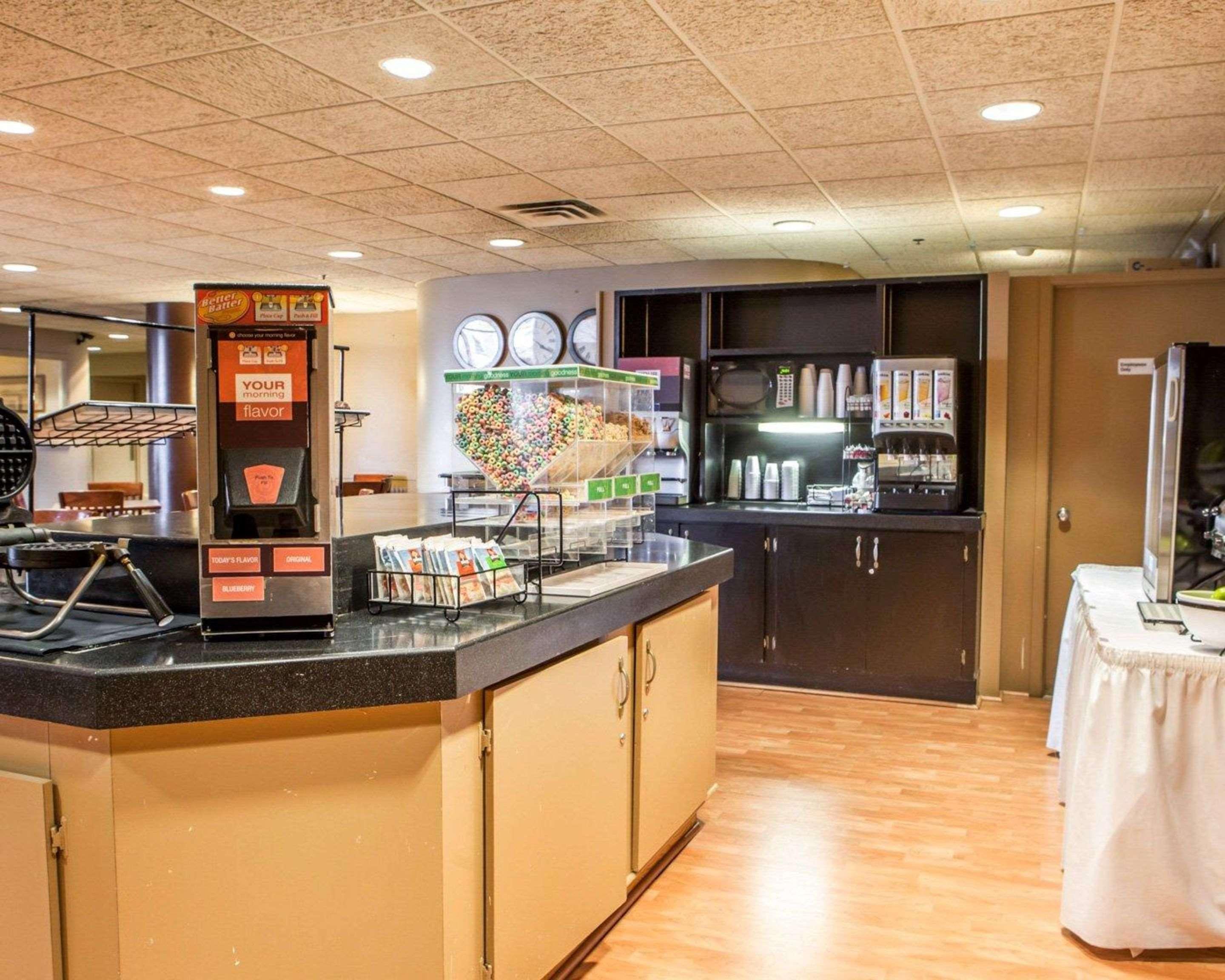 Quality Inn & Suites Orland Park - Chicago Bagian luar foto