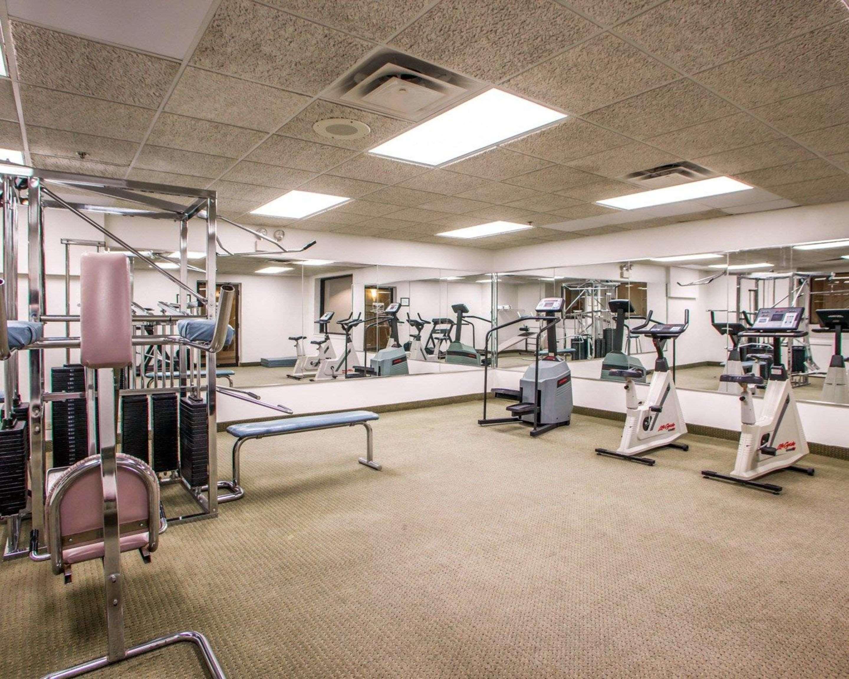 Quality Inn & Suites Orland Park - Chicago Bagian luar foto