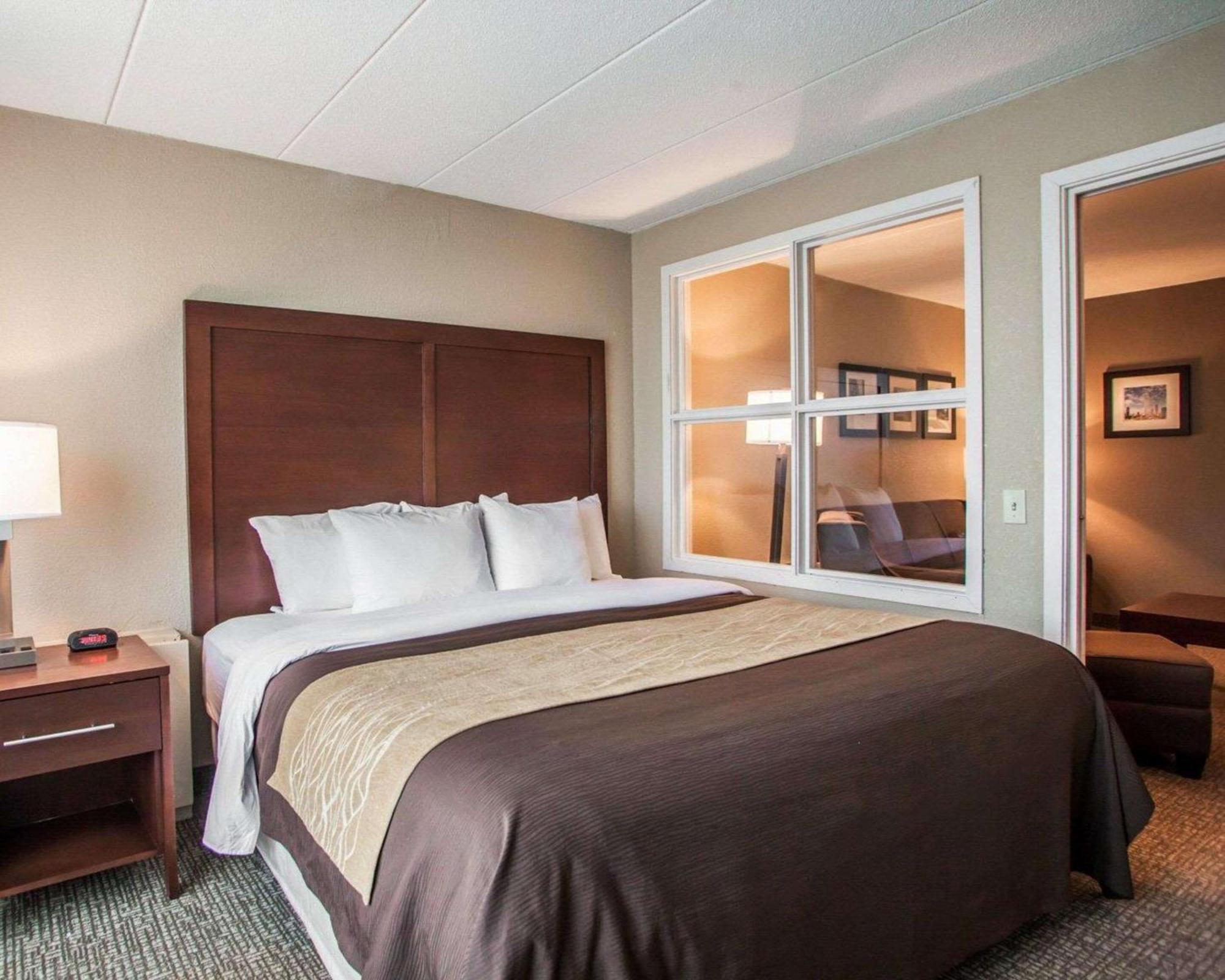 Quality Inn & Suites Orland Park - Chicago Bagian luar foto