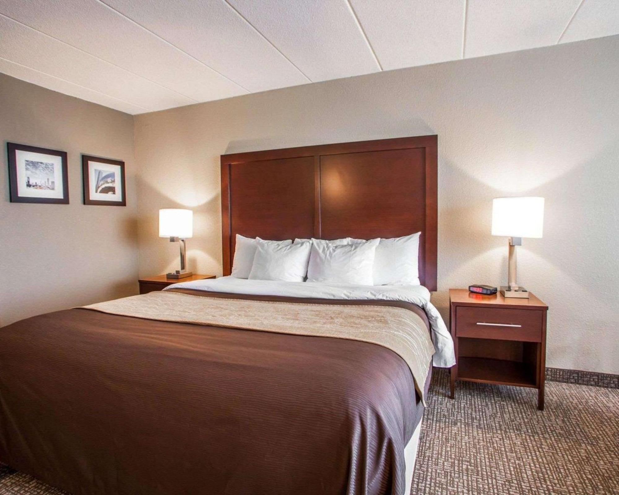 Quality Inn & Suites Orland Park - Chicago Bagian luar foto