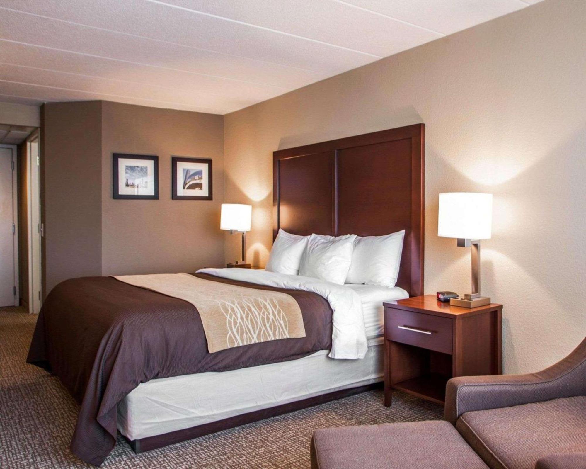 Quality Inn & Suites Orland Park - Chicago Bagian luar foto