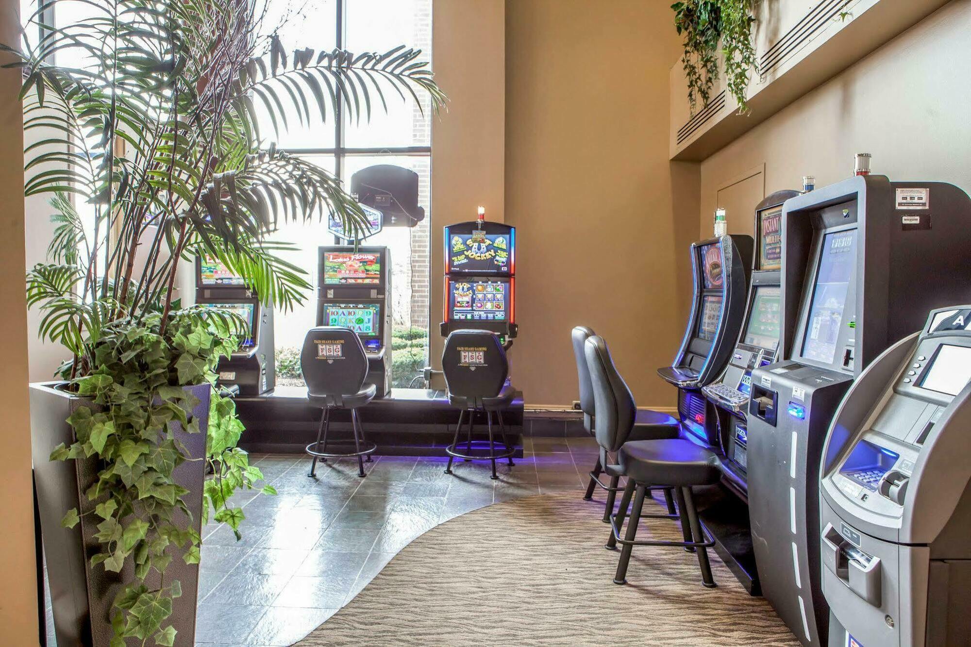 Quality Inn & Suites Orland Park - Chicago Bagian luar foto